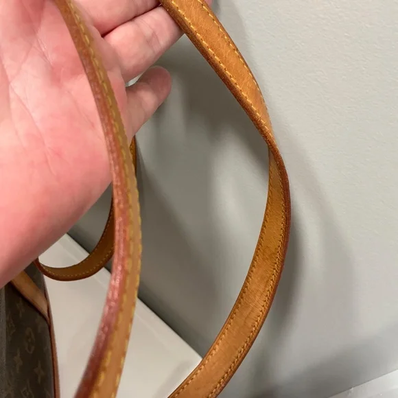 Vintage Louis Vuitton Babylon tote - Picture 4 of 11